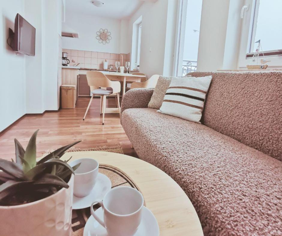 Sunny Apartament Ujście-Darłowskie Eksteriør bilde